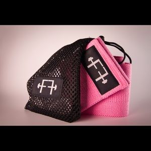 Light resistance workout band